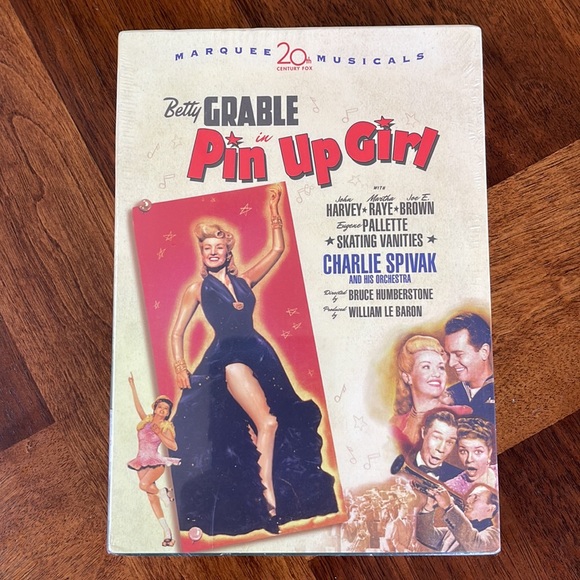 NEVER OPENED SEALED - BETTY GRABLE - PIN UP GIRL & DOWN ARGENTINE WAY - DVDS!! - Picture 3 of 8